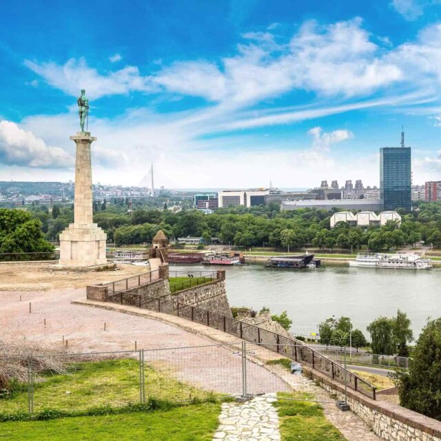 https://diamondplustur.com/wp-content/uploads/2018/09/destination-belgrade-06-640x640.jpg